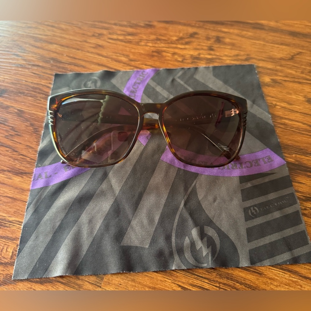 Electric Women’s Sunglasses - tortoise
